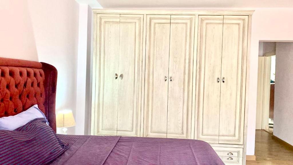 Apartment Luxurious 3 Bedroom Rustic Overlooking Huge Garden - For Families And Couples Cairo