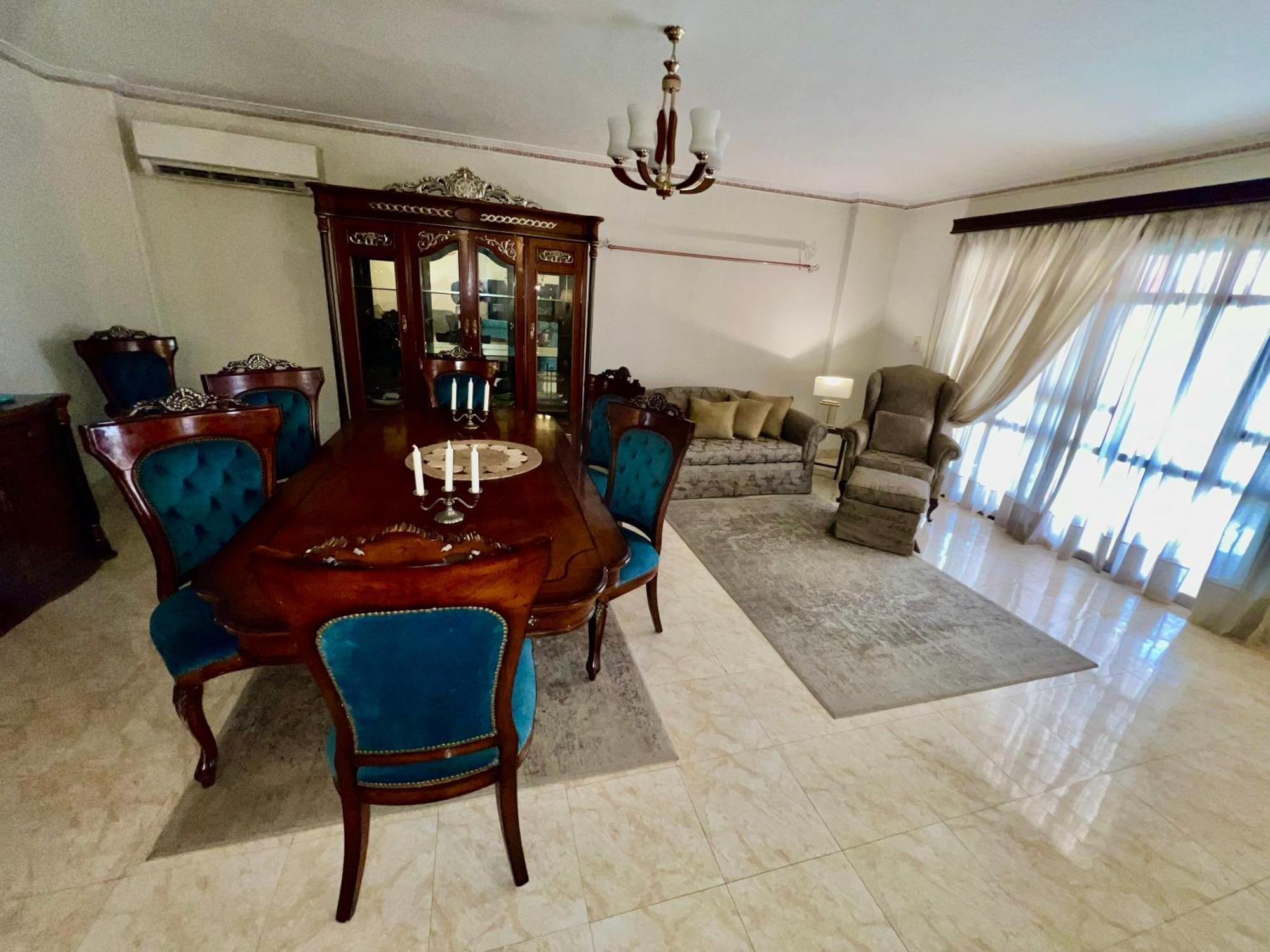 Apartment Luxurious 3 Bedroom Rustic Overlooking Huge Garden - For Families And Couples Kairo